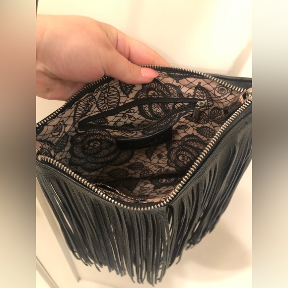 Fringe Cross Body - Picture 3 of 4